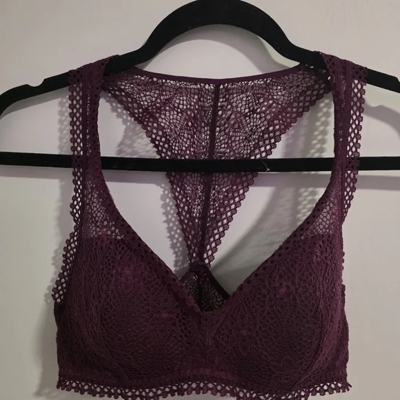 Victoria’s Secret Burgundy Lace Bralette Racerback Wireless - Picture 7 of 7